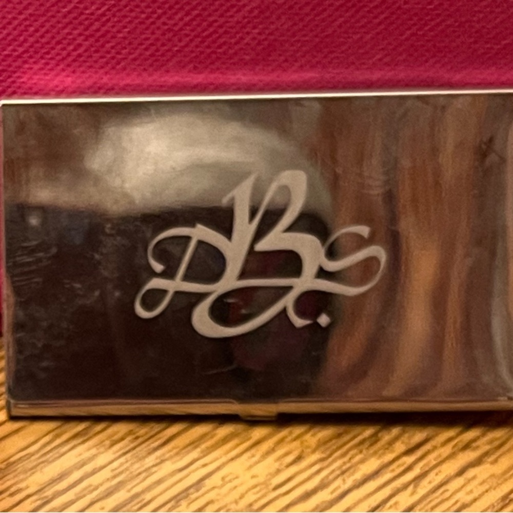 AUB DBS business card holder